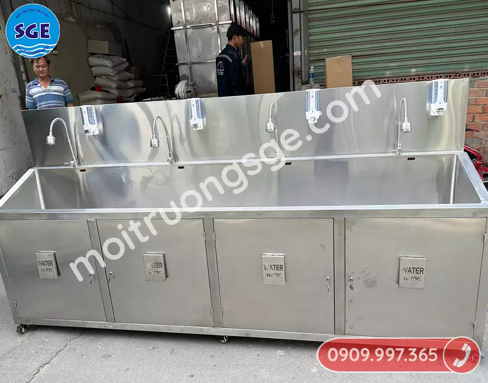 Việc vệ sinh và bảo quản bồn rửa tay y tế sẽ giúp kéo dài tuổi thọ của thiết bị